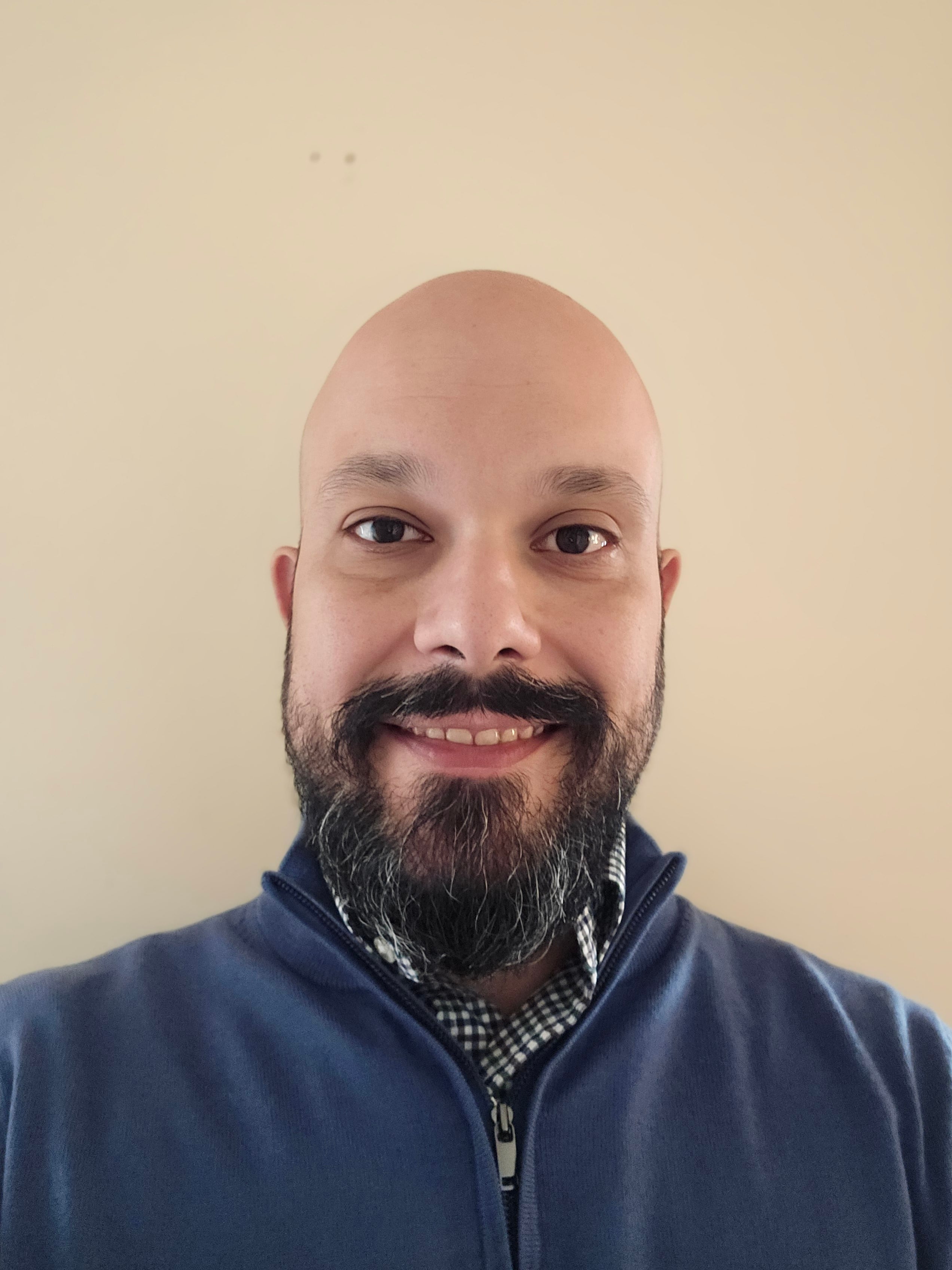 Eduardo Velazquez Arias